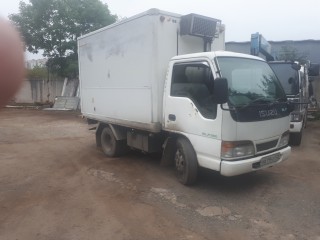 Продам рефрижератор Исудзу Эльф 3х тонник, Приморский край