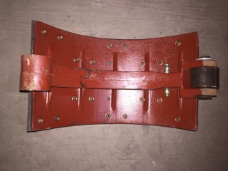 Колодка тормозная задняя Shaanxi DZ9112340061, Благовещенск