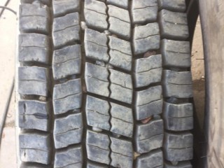 Продам колеса с дисками 11R22.5 (6шт, Артем