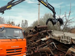 Вывоз металла по городу, Владивосток