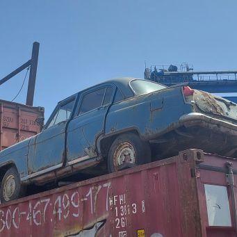 Нужна реставрация Волги, Владивосток