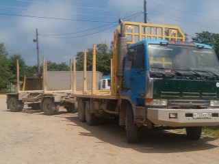 Тягач Nissan Diesel, Владивосток