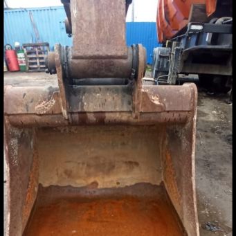 Продам экскаватор Hitachi 240