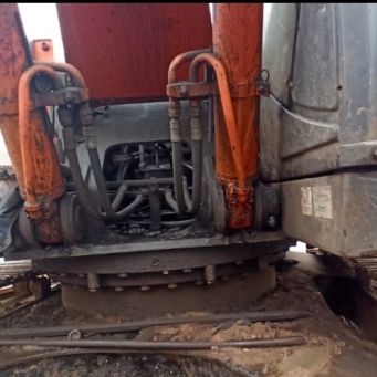 Продам экскаватор Hitachi 240