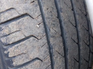 Продам литье с резиной 225/45R18, Владивосток